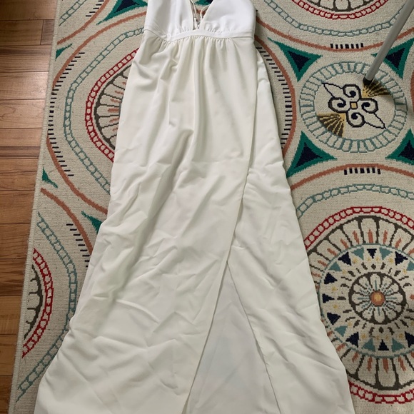 White Dress - Picture 4 of 9